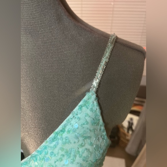 Beaded-fringe Hem Sequin Mini-Dress by Ashley Lauren, Size 8 - Picture 6 of 10